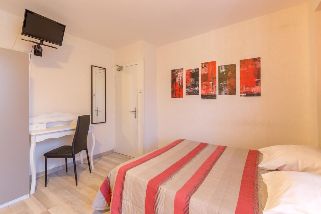 Alp'Hotel Voreppe Rom bilde
